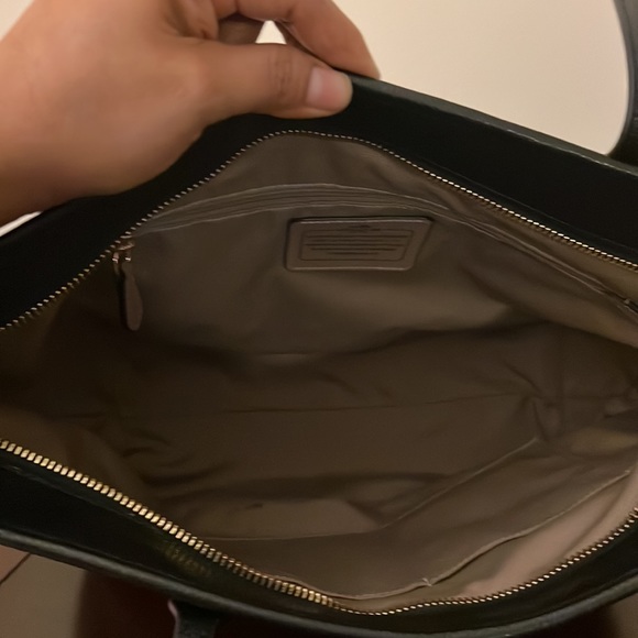 Coach - Picture 7 of 7